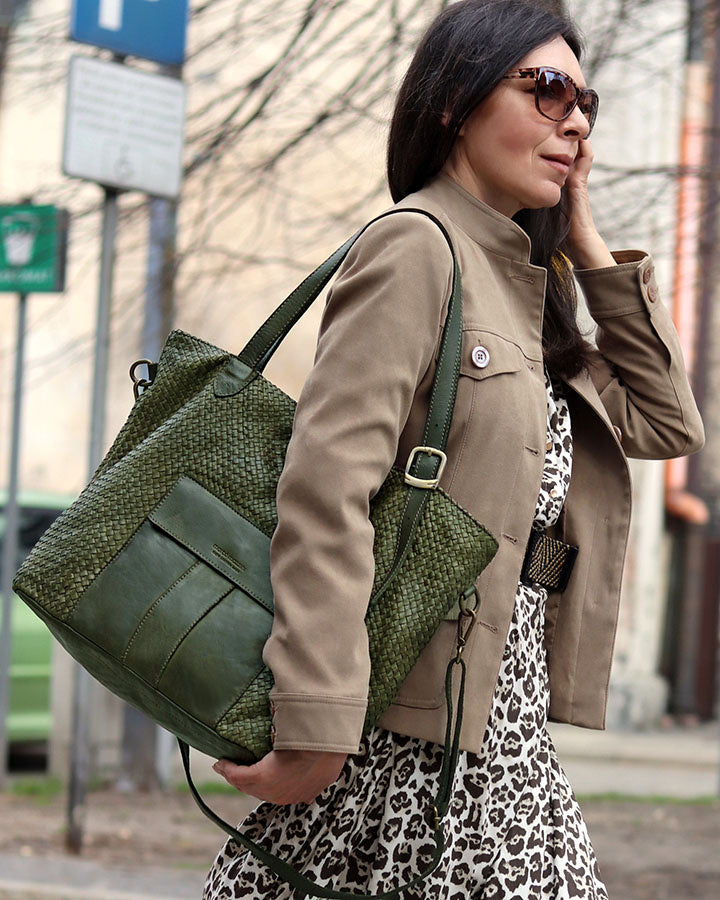 TOTE BRESCIA. Damska skórzana torebka shopper z plecionej skóry